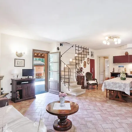 Aweshomeitaly - San Martino Villa Croce del Magno